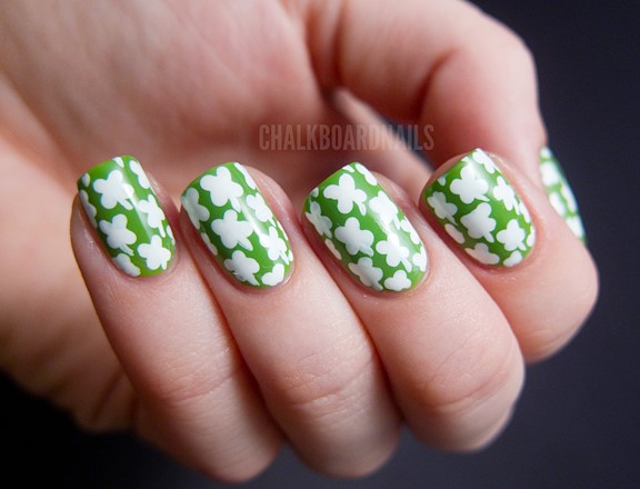 St. Patty Nails clover