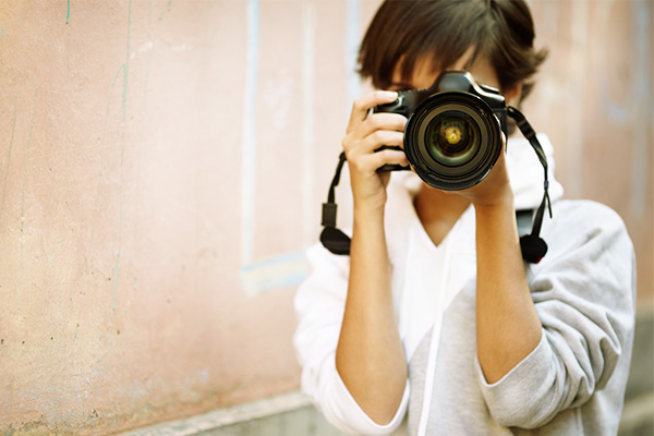  girl-photographer camera